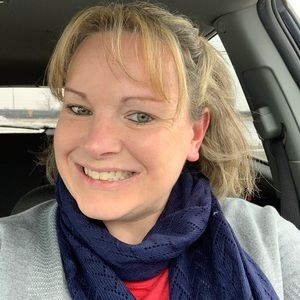 Meet your Posher, Lisa